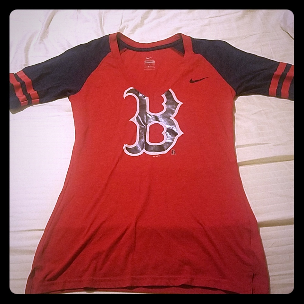 Brand new nike Boston Red Sox shirt